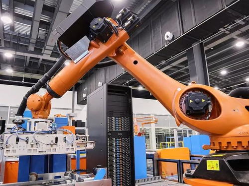 浪潮之巔 中國互聯(lián)網(wǎng)黃金十年中的計(jì)算機(jī)軟硬件革命